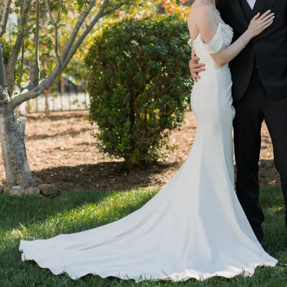 Anne Barge Naomi Wedding Dress (Blue Willow Collection)